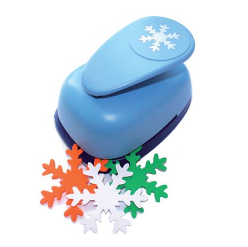 Giga Locher Schneeflocke
