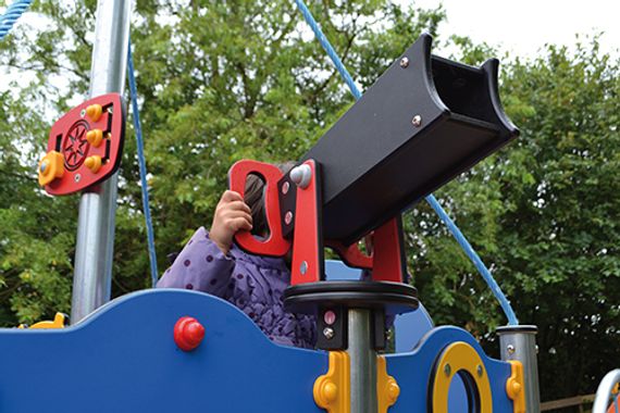 Leon Außenspielgeräte