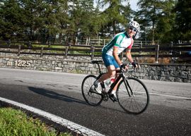 Fietser in het zonnetje op de Stelvio