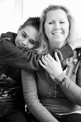 Foto van Claudette met haar jongste zoon